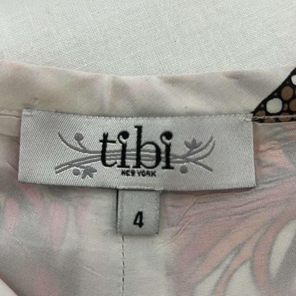 Printed Silk Short, lined, side zipper - Picture 3 of 4